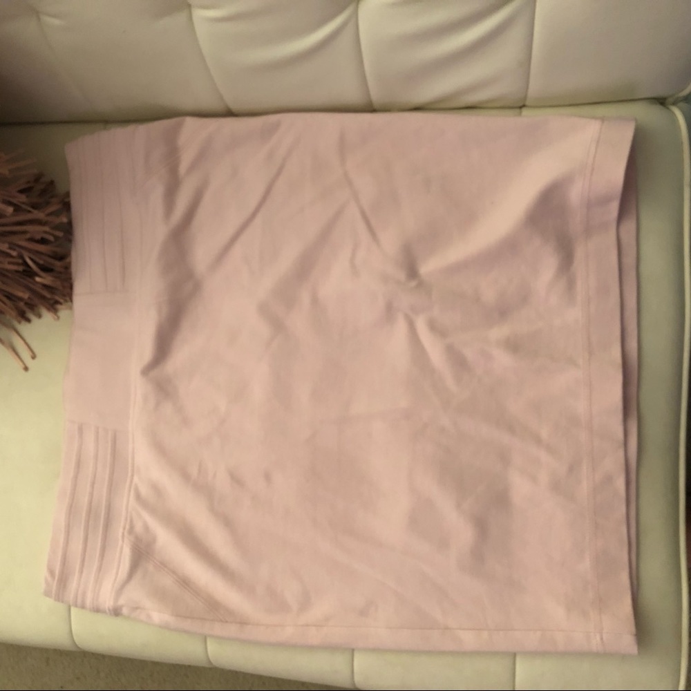 Stretch dusty pink pencil skirt